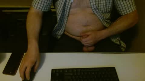 Snapshot of pervertdaddyforyou chatting on 06-26-26, 02:38 pervertdaddyforyou online show from 06-26-26, 02:38