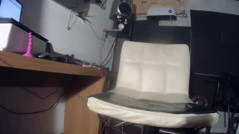 kinkypervxxx online show from 10-06-25, 09:45