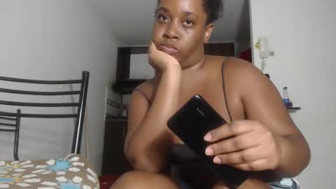 Snapshot of petarda333 chatting on 02-18-26, 04:19 kamila online show from 02-18-26, 04:19