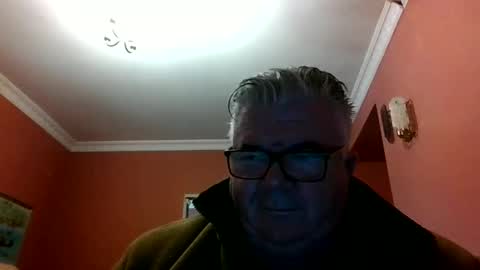 pete112991 online show from 03-04-25, 04:20