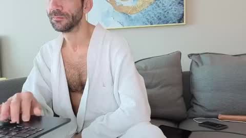 peter23andrew88 online show from 02-11-25, 05:26