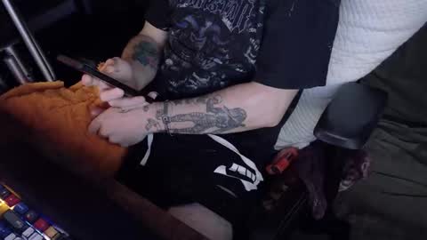 peterbeater2 online show from 11-23-25, 02:39