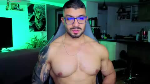 Snapshot of peterjack7 chatting on 07-11-26, 04:37 Peter Jack online show from 07-11-26, 04:37