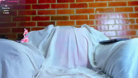 petite_amor online show from 02-16-25, 11:05