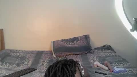 Anya online show from 10-17-25, 09:39