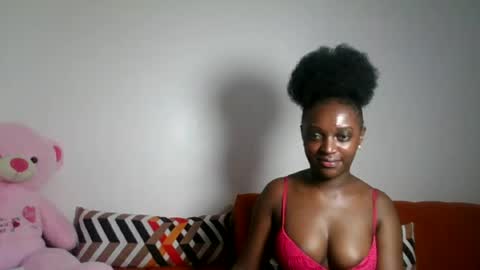 Snapshot of petite_asshley1 chatting on 08-03-26, 12:42 Ashley online show from 08-03-26, 12:42