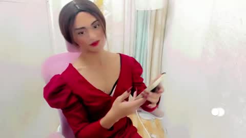 Snapshot of petite_barbie88 chatting on 07-18-26, 05:11 petite_barbie88 online show from 07-18-26, 05:11