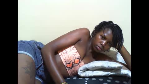 petite_bunni online show from 04-29-26, 06:14