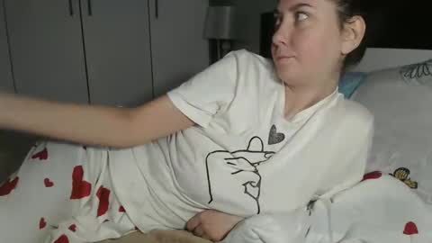 petite_danielle online show from 11-08-25, 01:22