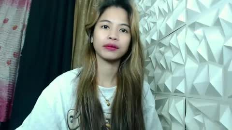 Snapshot of petite_jackyxx chatting on 07-16-26, 09:21 Jacky online show from 07-16-26, 09:21