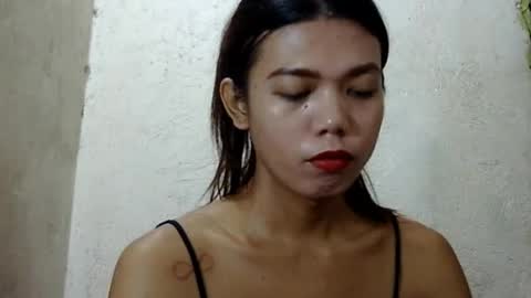 Snapshot of petite_jzee chatting on 07-07-26, 01:15 jzee online show from 07-07-26, 01:15
