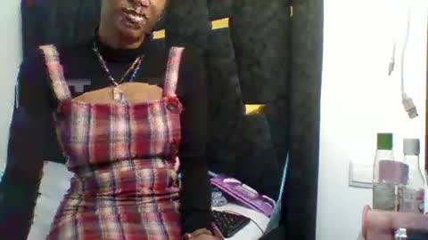 petite_princes online show from 12-09-24, 06:25