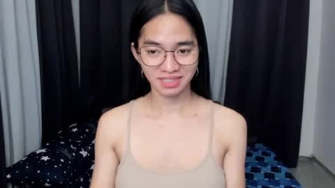 Snapshot of petiteasianmarian chatting on 07-19-26, 07:06 bigcock Marian online show from 07-19-26, 07:06