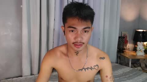 Snapshot of petiteasianx chatting on 12-27-24, 05:52 Vrin online show from 12-27-24, 05:52