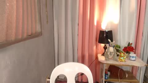 Snapshot of petiteasianx chatting on 02-10-25, 09:36 Vrin online show from 02-10-25, 09:36