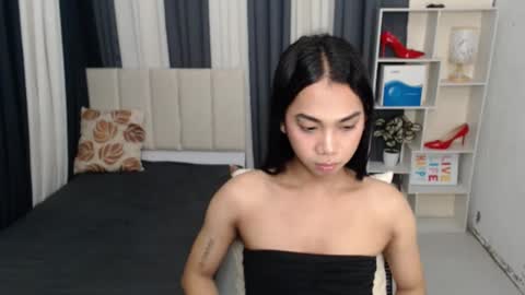 Yukie online show from 11-25-25, 05:40