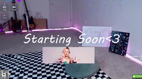 PiperAvery online show from 02-25-25, 06:42