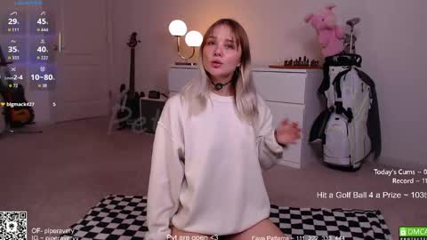 Snapshot of petitebrat chatting on 04-28-26, 11:48 PiperAvery online show from 04-28-26, 11:48
