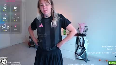 Snapshot of petitebrat chatting on 05-20-26, 03:07 PiperAvery online show from 05-20-26, 03:07