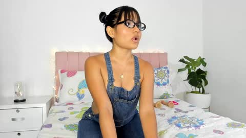 Danna  online show from 01-11-25, 10:40