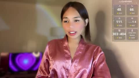 Snapshot of petitegirlx69 chatting on 06-07-26, 05:38 miss lisa online show from 06-07-26, 05:38