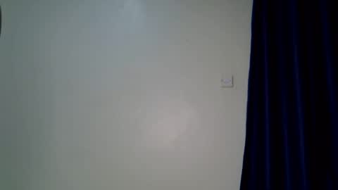 Snapshot of petitekittyy chatting on 02-13-26, 03:24 Kitty online show from 02-13-26, 03:24