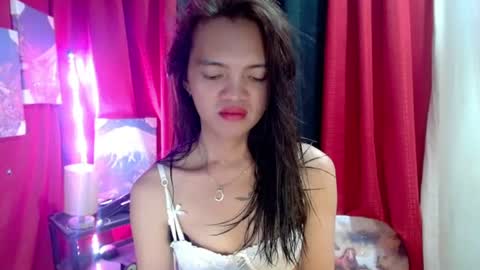 Snapshot of petitepinaycyrenets chatting on 06-29-26, 01:23 TsDELICIOUSCum69 online show from 06-29-26, 01:23