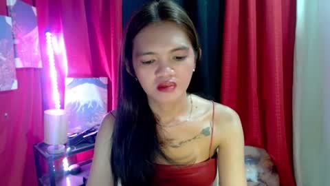 Snapshot of petitepinaycyrenets chatting on 06-29-26, 10:15 TsDELICIOUSCum69 online show from 06-29-26, 10:15