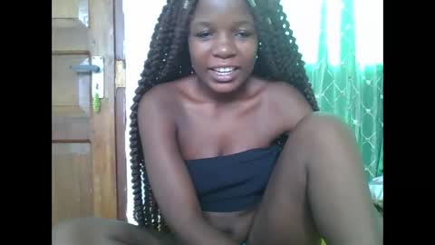 petitesweetchiq online show from 02-28-26, 08:15