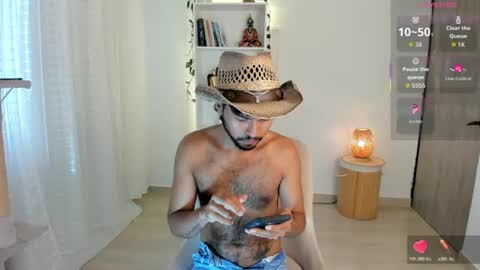 Snapshot of pettercat chatting on 07-21-26, 01:57 Pettercat online show from 07-21-26, 01:57
