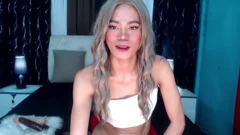 Snapshot of pettie_bigload chatting on 01-09-25, 11:24 Jim online show from 01-09-25, 11:24