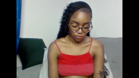 Arielle online show from 10-12-25, 12:31