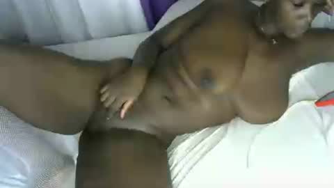 Snapshot of pettite_cora1 chatting on 07-12-26, 12:23 pettite_cora1 online show from 07-12-26, 12:23