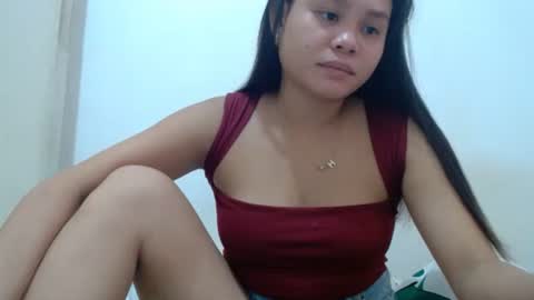 Snapshot of petty_yumii chatting on 05-30-26, 02:08 petty_yumii online show from 05-30-26, 02:08
