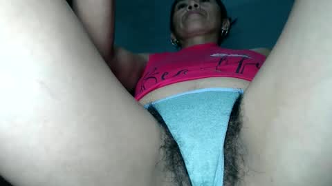 petyte83 online show from 05-31-26, 09:16