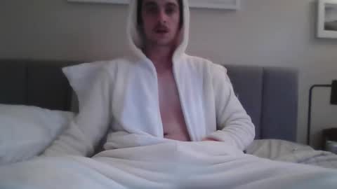 Snapshot of pgramlin09 chatting on 10-31-25, 06:31 pgramlin09 online show from 10-31-25, 06:31