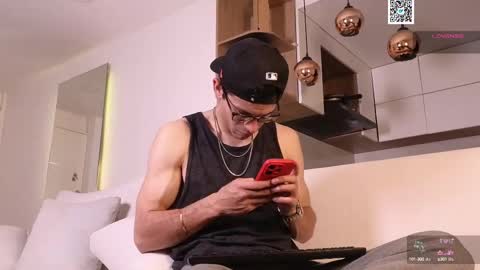 phantom_bigger1 online show from 02-10-25, 11:15