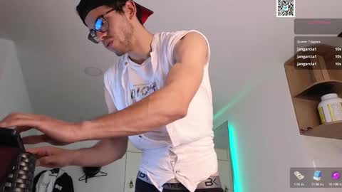 phantom_bigger1 online show from 02-19-25, 05:38