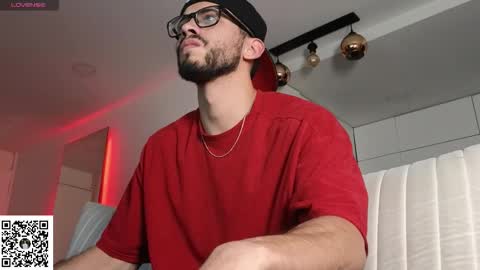 phantom_bigger1 online show from 02-24-26, 12:08