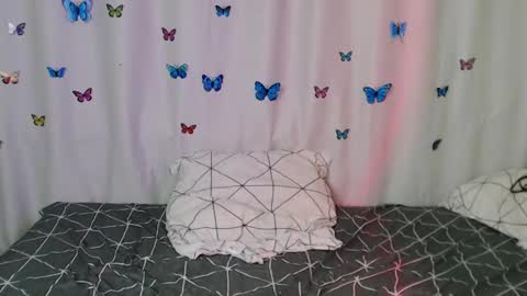 Snapshot of phantommira chatting on 02-24-25, 12:09 phantommira online show from 02-24-25, 12:09