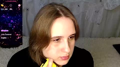 Snapshot of phantommira chatting on 10-29-25, 06:42 phantommira online show from 10-29-25, 06:42