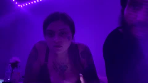 Snapshot of phantxx chatting on 12-11-24, 07:42 PhantxX online show from 12-11-24, 07:42