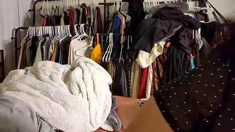 The Deity Hatshepsut online show from 12-15-25, 05:55