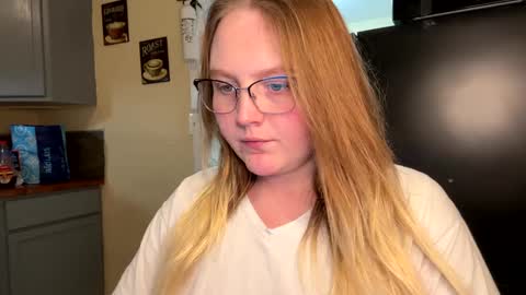 PhatAssBlond online show from 02-06-25, 03:06