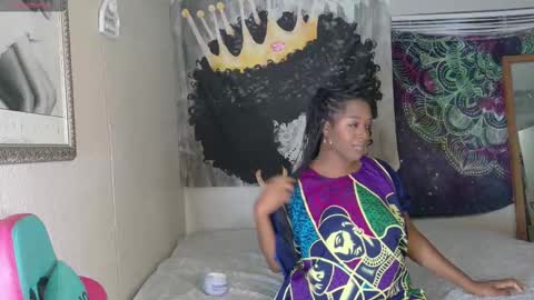 Destiny Adams online show from 09-10-25, 03:17