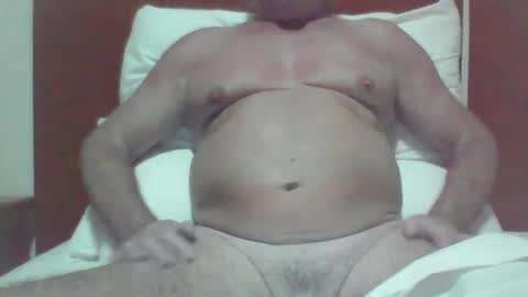 Snapshot of phil279 chatting on 01-12-25, 04:52 Phil online show from 01-12-25, 04:52