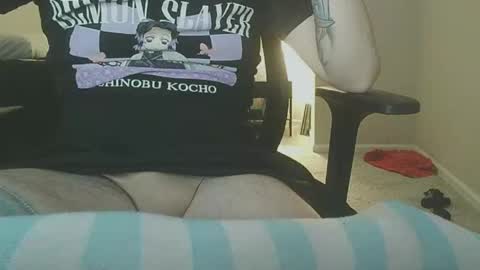 Snapshot of philiies08 chatting on 09-22-25, 03:30 Mia online show from 09-22-25, 03:30