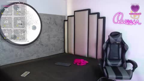 Snapshot of philipp_jones chatting on 02-21-26, 11:55 PHIL online show from 02-21-26, 11:55