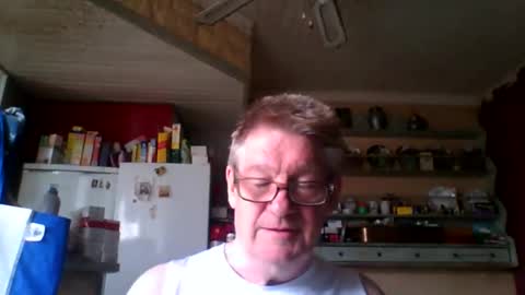 Snapshot of phillboys chatting on 06-10-26, 04:06 phillboys online show from 06-10-26, 04:06