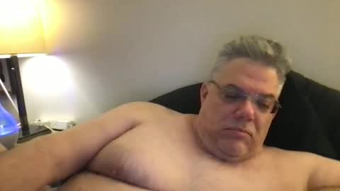 Snapshot of phlpjd chatting on 12-26-24, 04:53 phlpjd online show from 12-26-24, 04:53